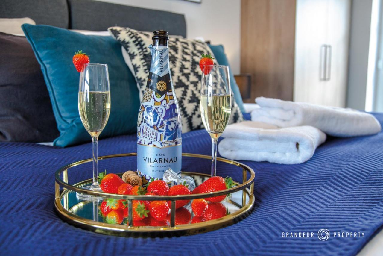 The Gatehouse By Grandeur Property Poole Ngoại thất bức ảnh